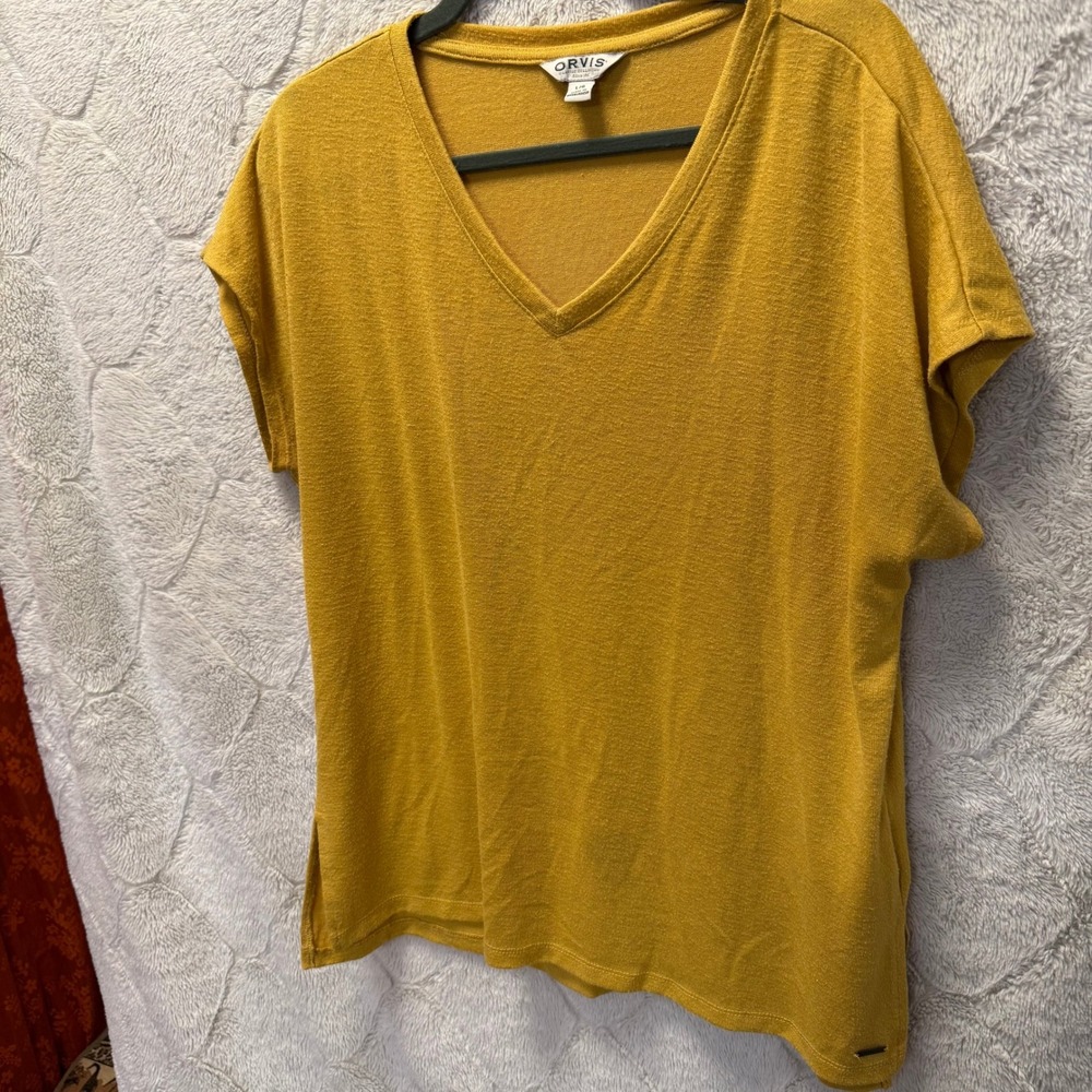 Orvis Classic Collection Mustard Yellow V Neck Tee L Slub Knit Dolman Relaxed